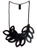 collar cuero pebeta teta :: #